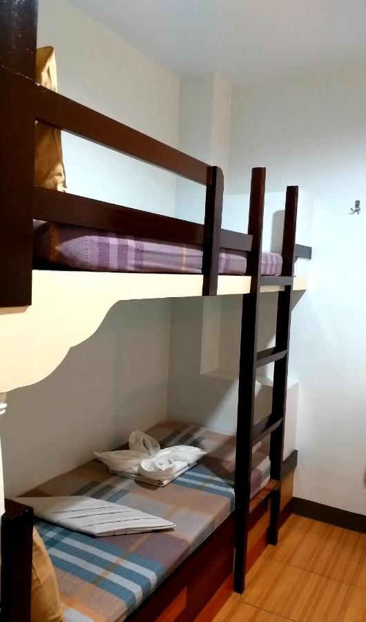 Sola Eleganza Apartelle Quezon City Zewnętrze zdjęcie